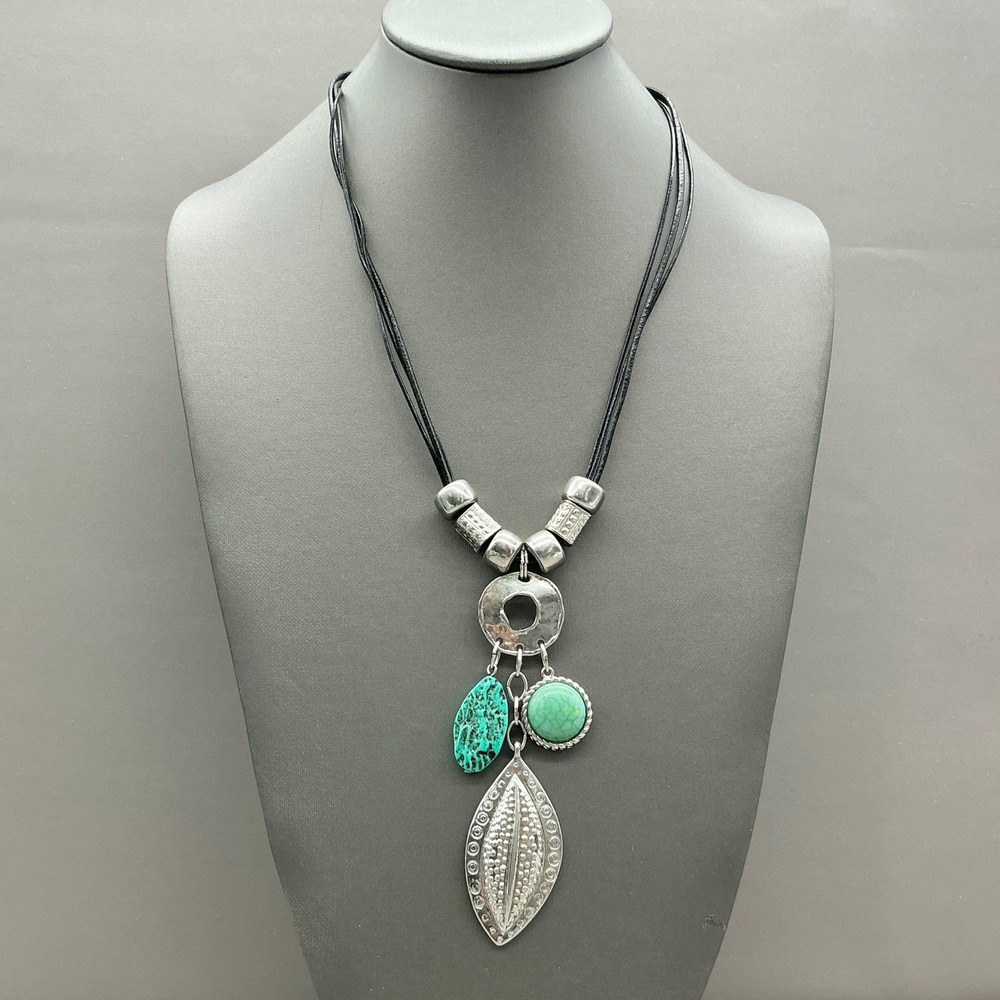 Chico's Pendant Necklace Silver Tone Black Faux Turquoise Multi Strand Boho